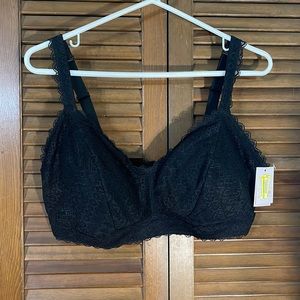 Women’s plus lightly lined bralette
